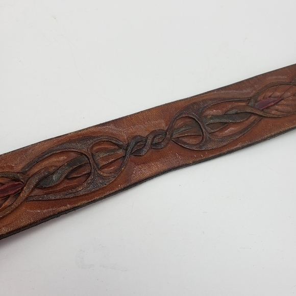 Vintage Artisan handmade belt women 30 brown embossed tooled vine leaf pattern - Picture 10 of 15